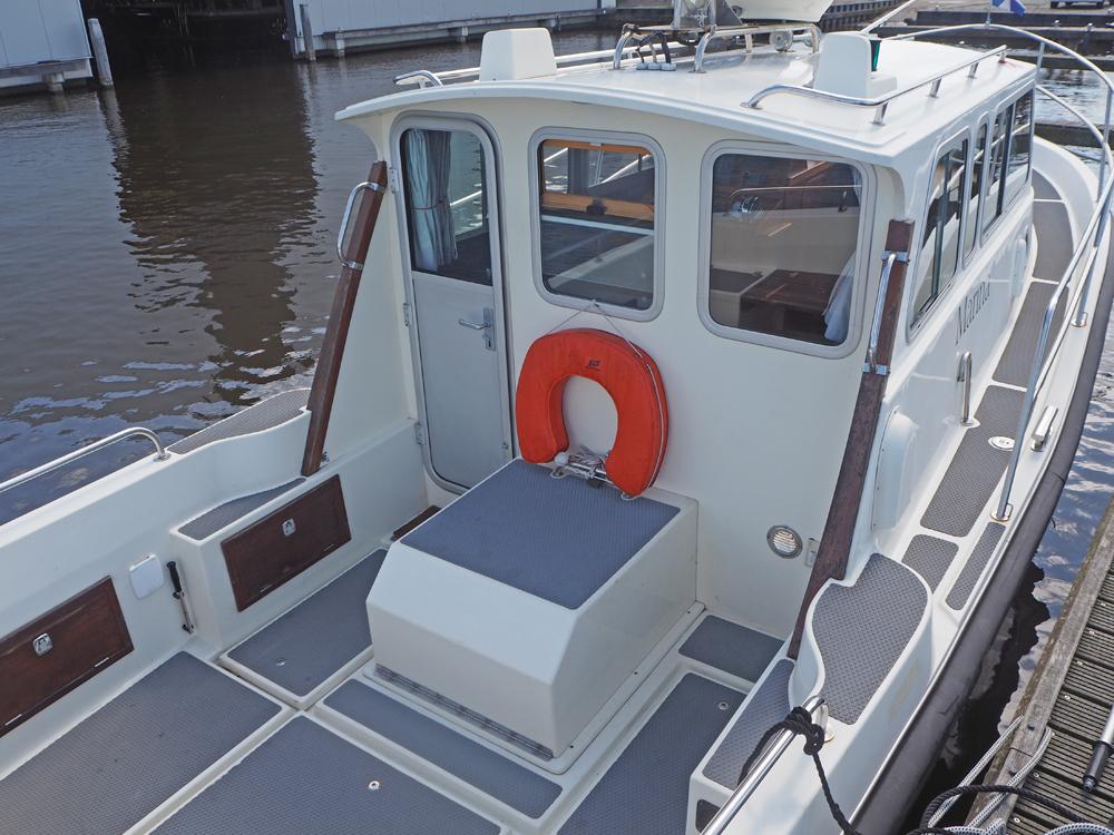 picture Deck equipment